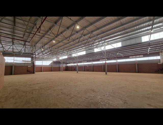 1,773M² WAREHOUSE TO LET IN GLEN MARAIS